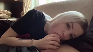 Эта ошибка стоила молодой курьерше имба энерджи, минета и анала